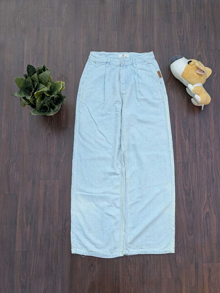 Light Wash Wide Leg Jeans