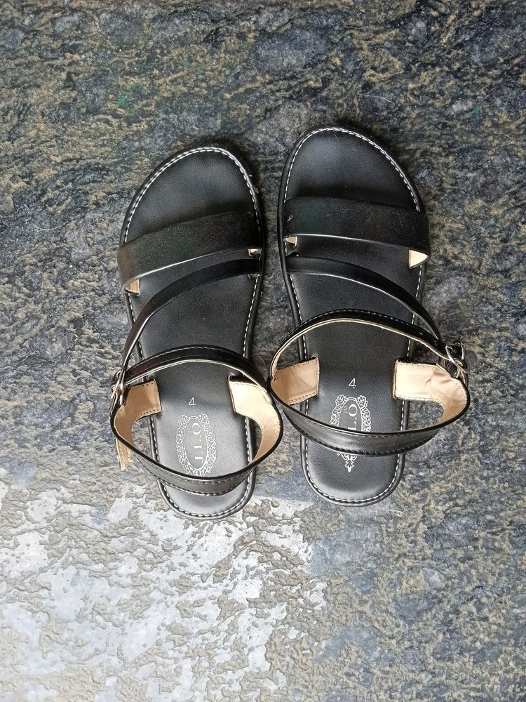 Black Sandal/flat