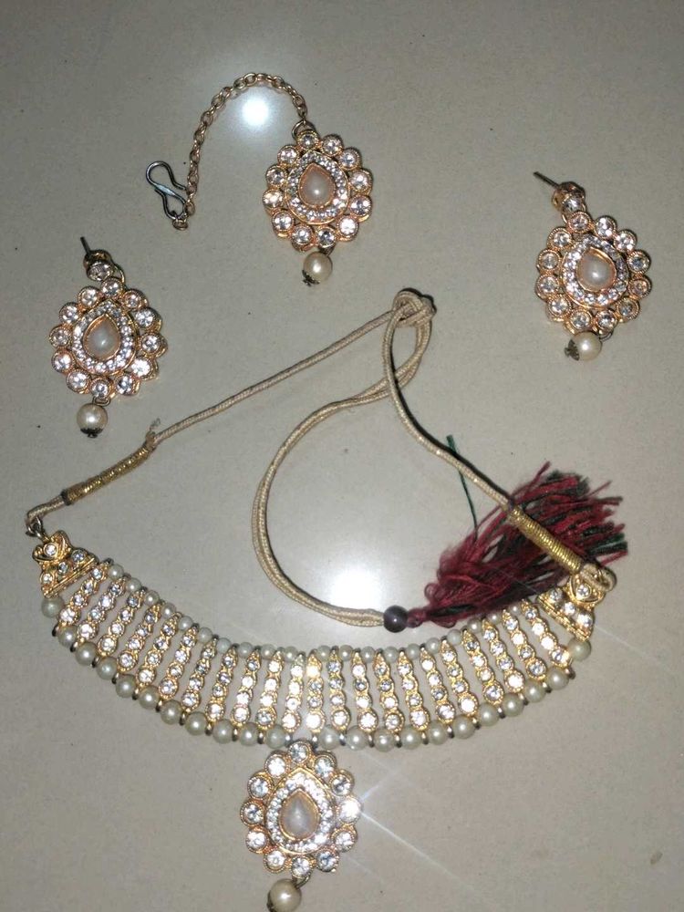 Elegant Jewelry Set