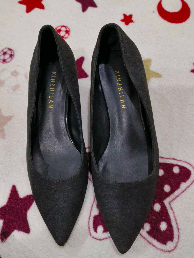 black kitten 2inch heels