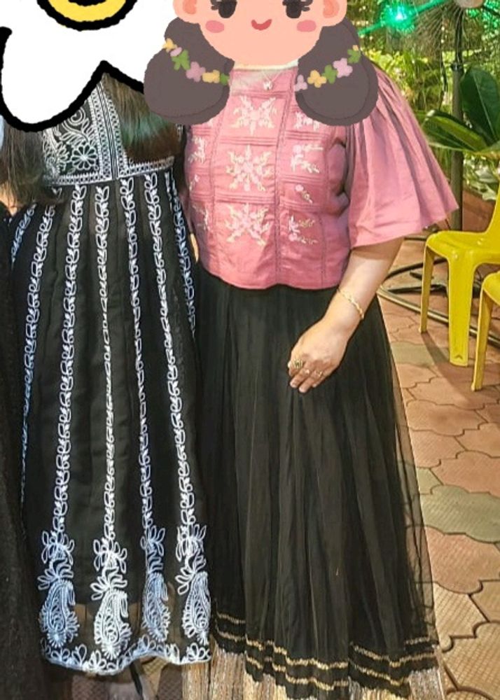 Black  Skirt