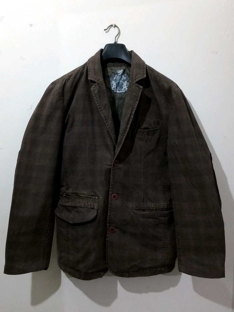 Brown Blazer (Flying Machine)