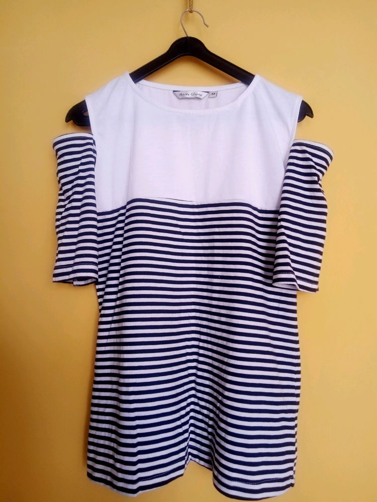 Women Black And White Top