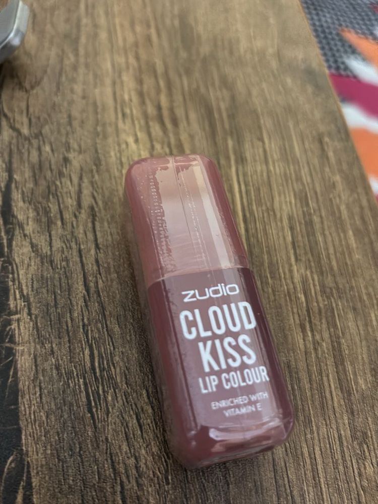 Zudio Cloud Kiss Lip Colour