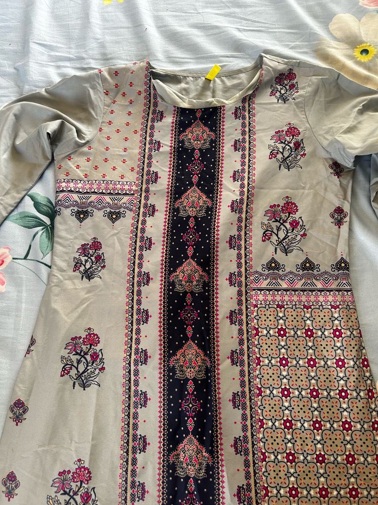 2 Kurtas - medium size