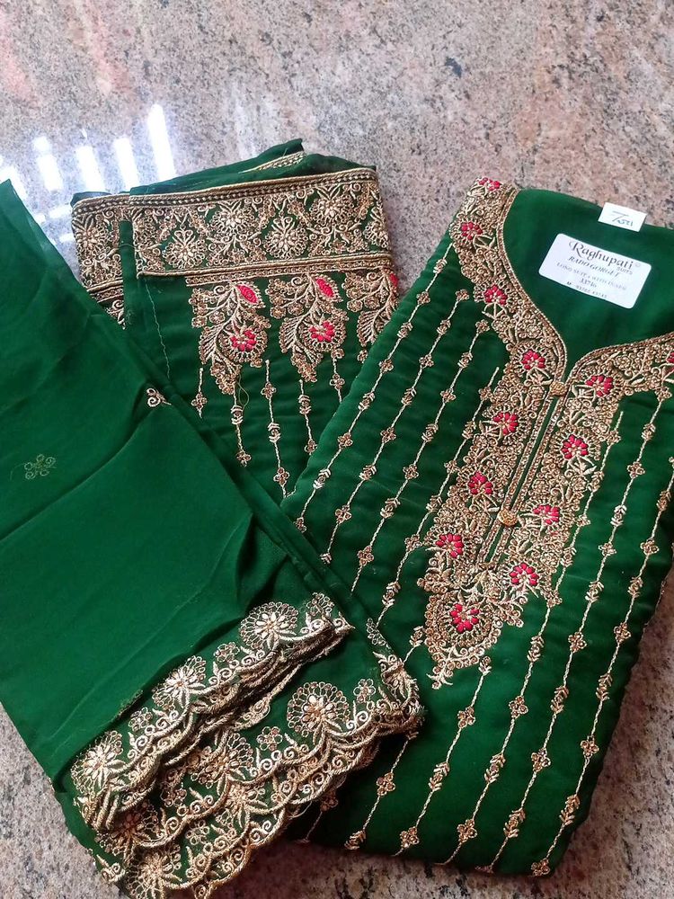 Emerald Green Embroidered Salwar Kameez Suit