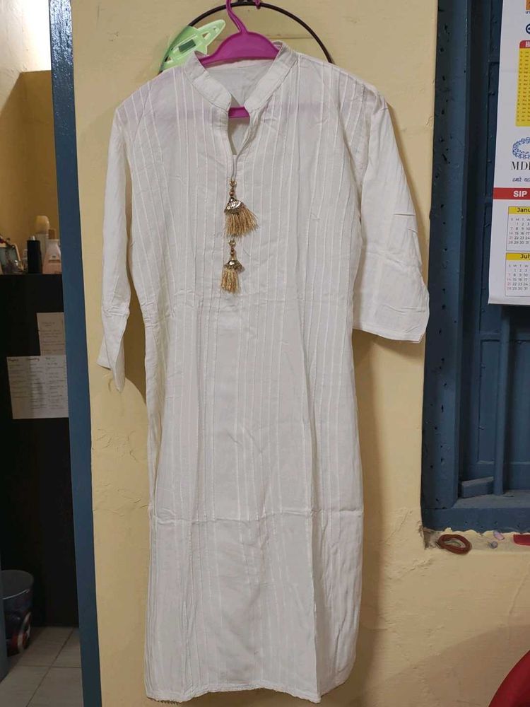 Off White Attractive Kurta