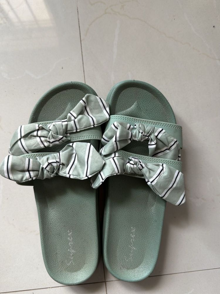 Cute Striped Bow Slides