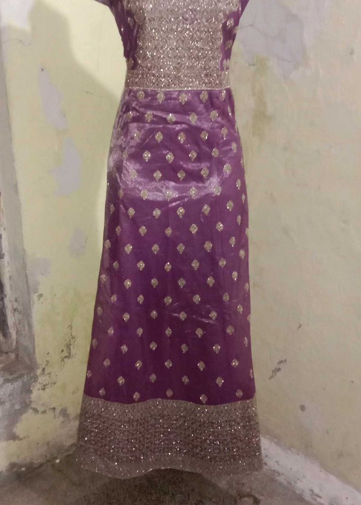 Unsteached Elegant Indian Ethnic Gown With Srug Se