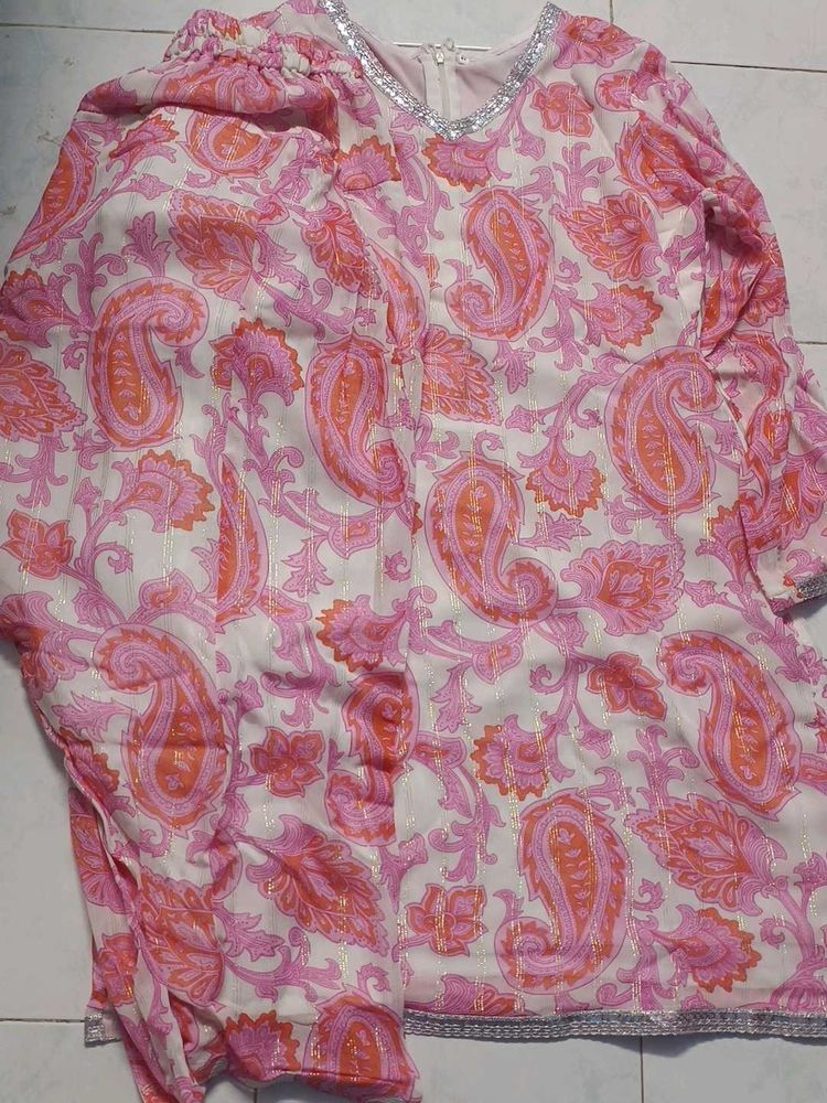 Paisley Print Kurta Set