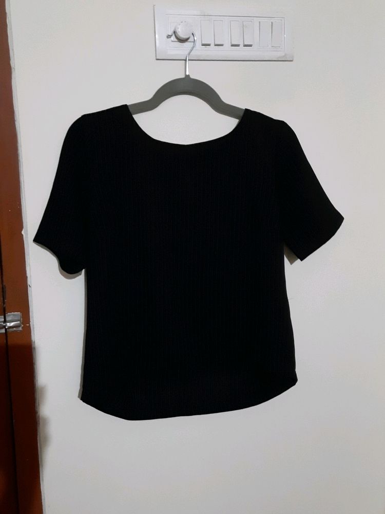 ONLY women&#39;s Black Striped Top