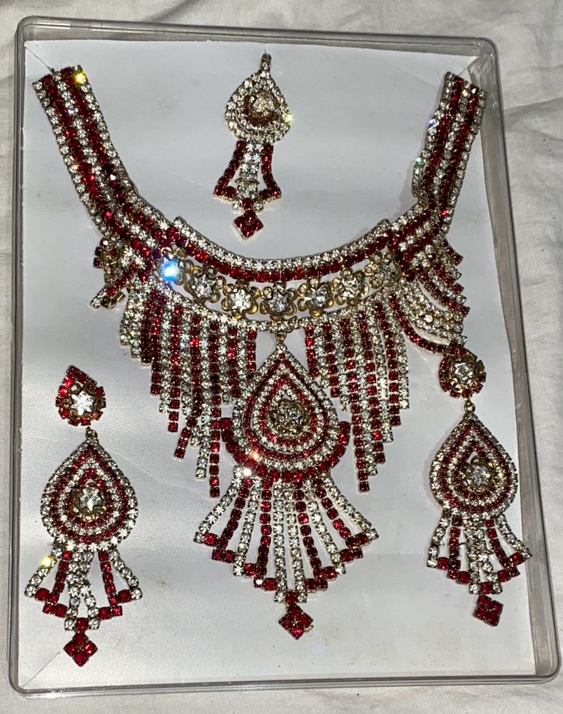 Brand New Premium Quality Jewellery Set