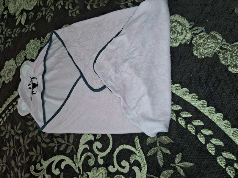 Cute Bear Hooded Towel