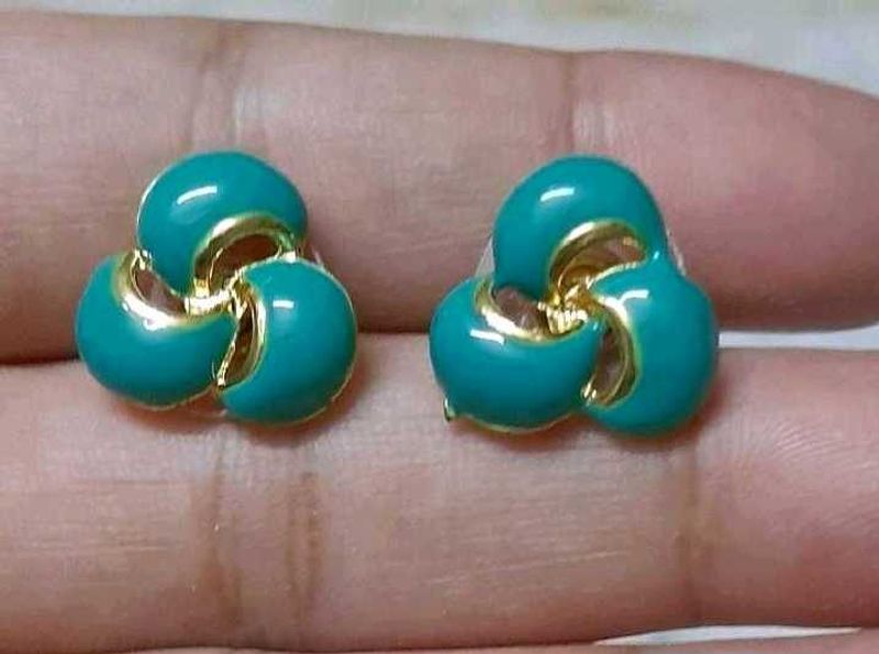 Fluorescent Green Small Studs