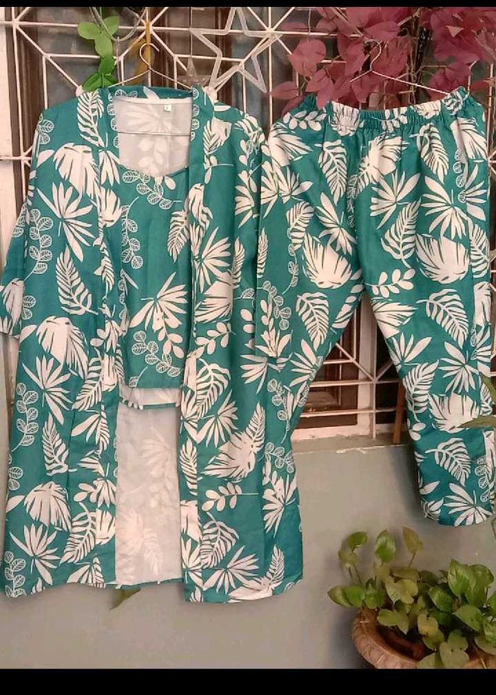 Women Cord Set