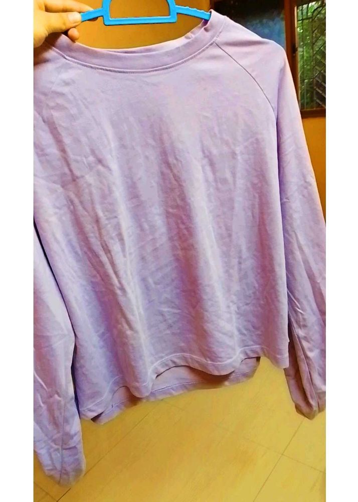 Crop Top With Stylish Hands