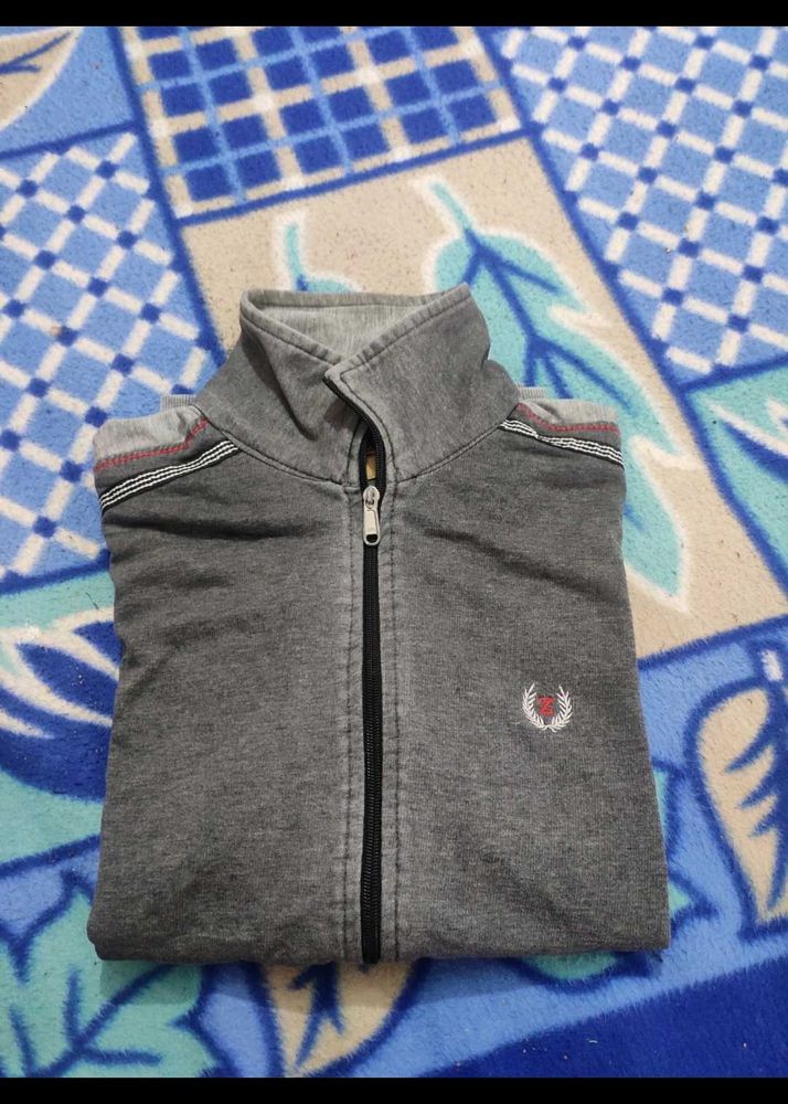 XL Men&#39;s Track Suit Upper