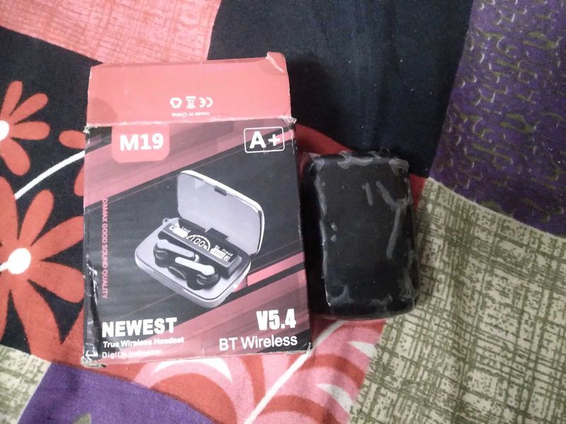 M19 A+ Wireless Earbuds - NEWEST V5.4