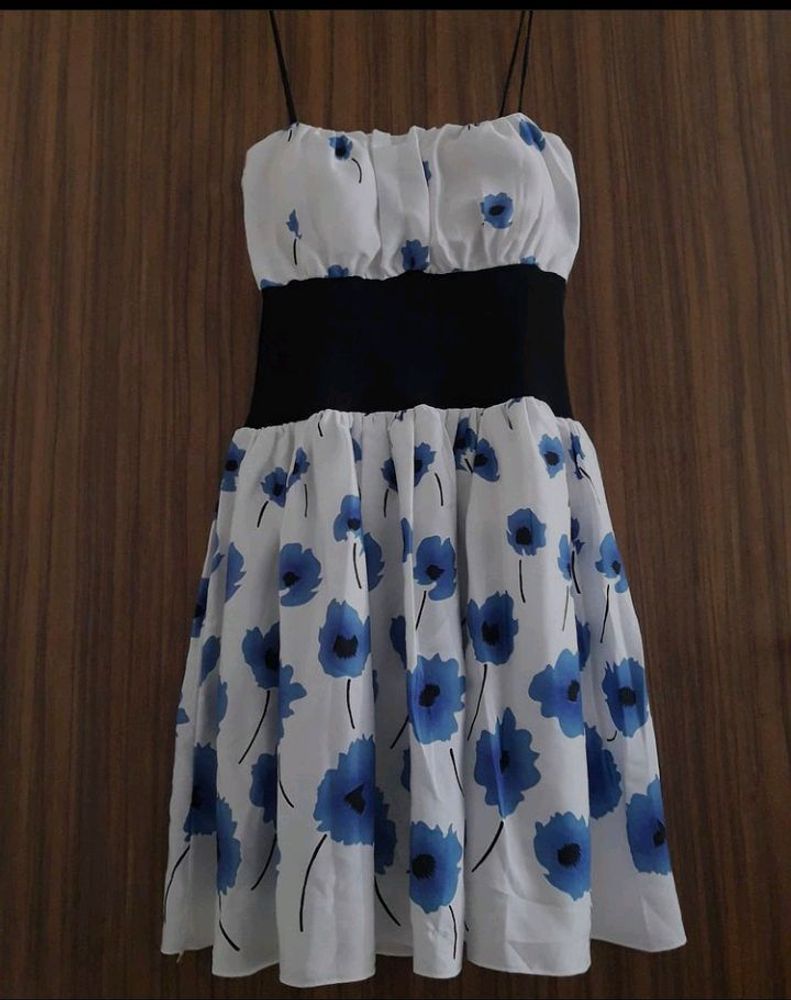 blue  n white floral  dress