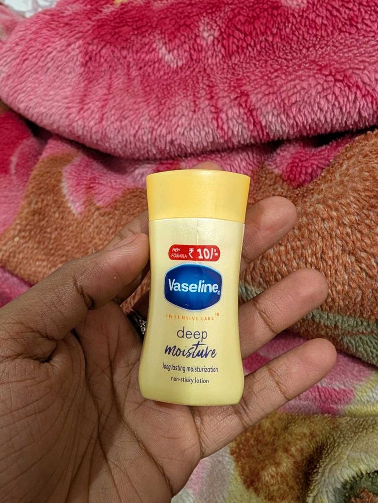Cute Vaseline Deep Moisture Lotion
