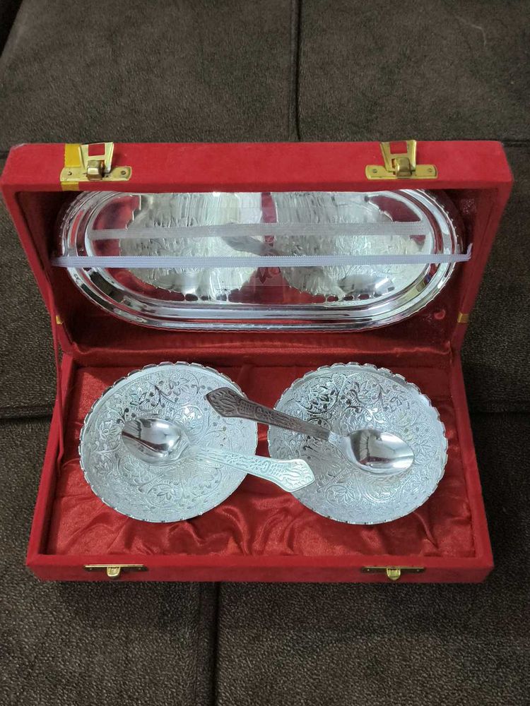 Vintage Silver Plated Bowl &amp; Tray Set