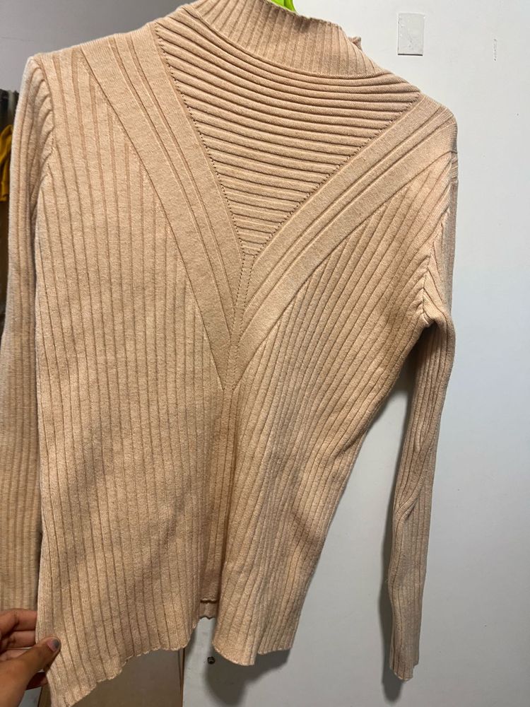 High Neck Top