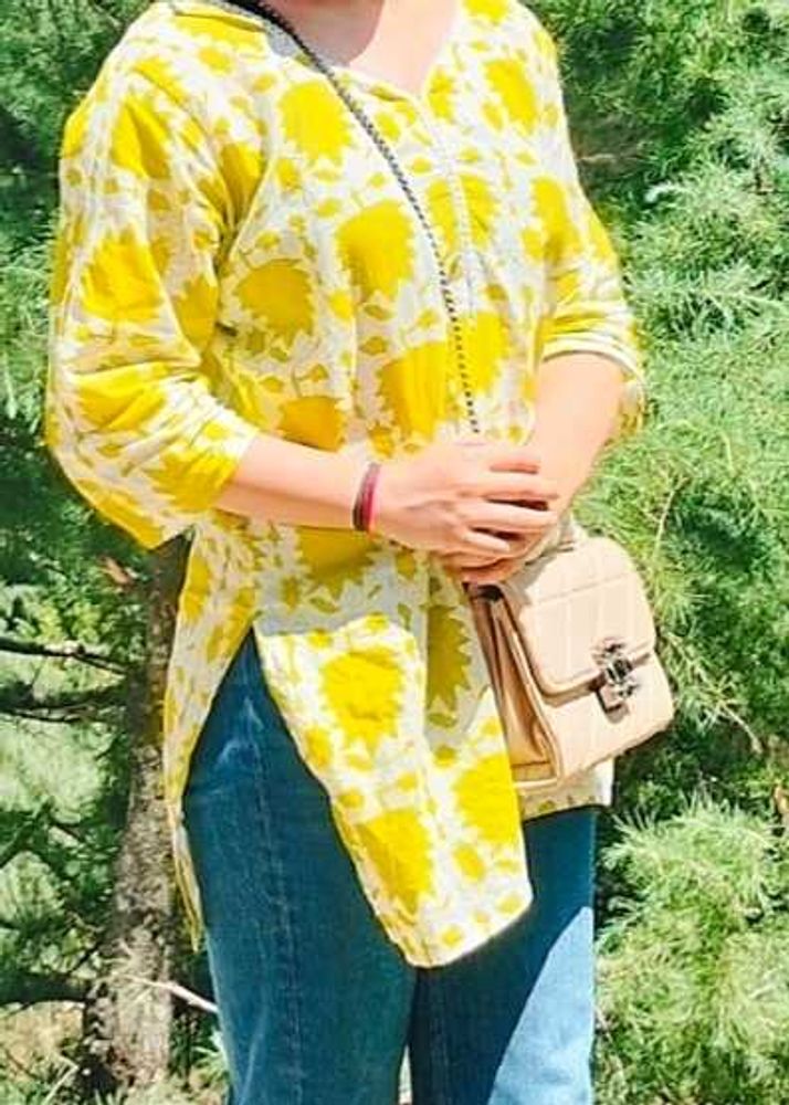 Light Green Floral Print Short Kurti