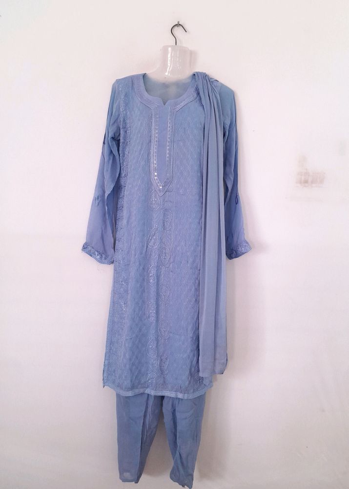 Blue Embroidered Kurta Set (Women&#39;s)