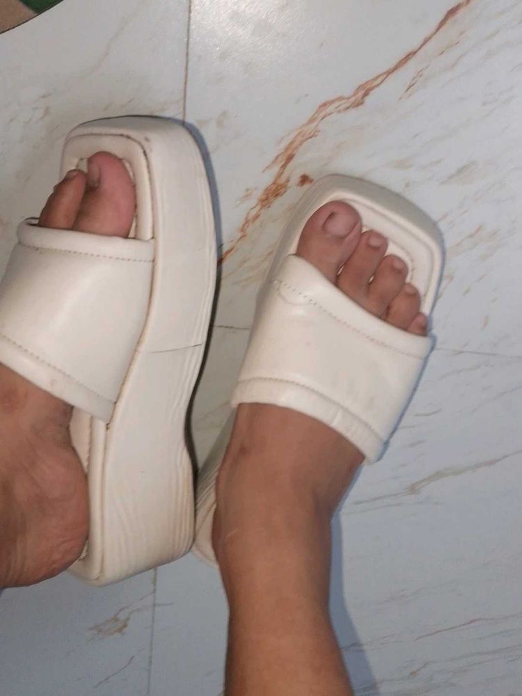 Cream Platform Slides