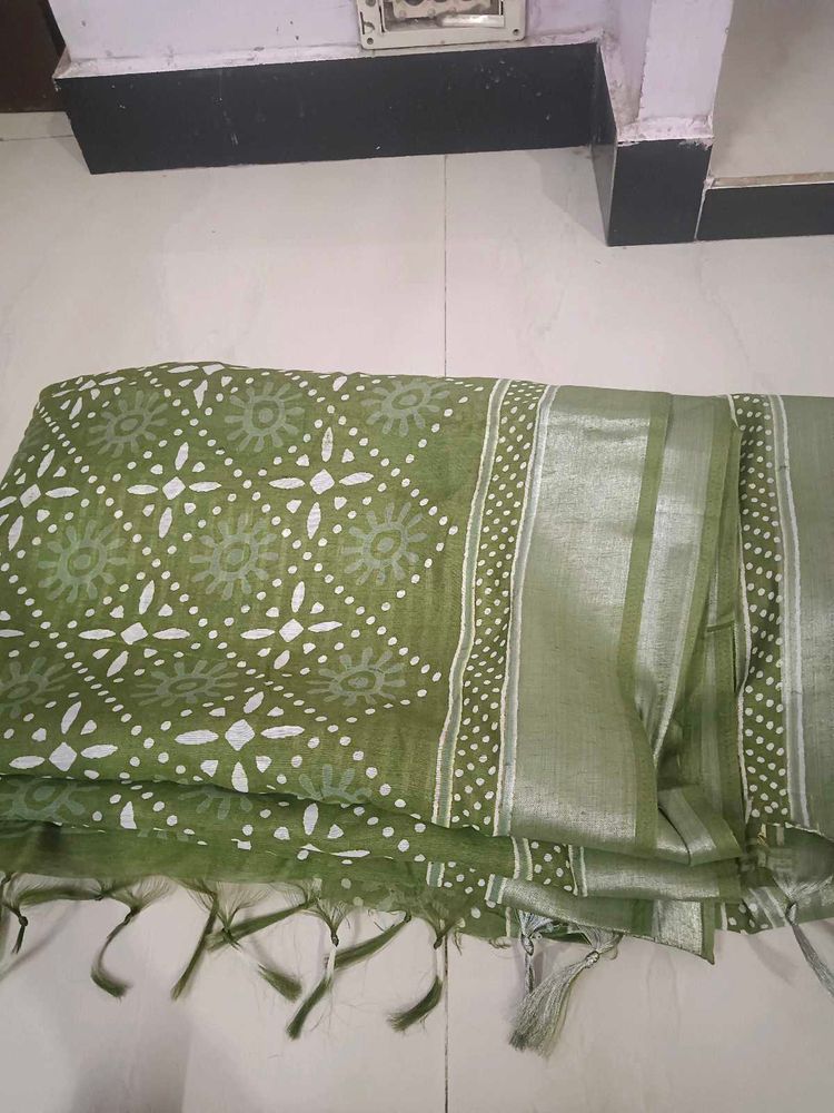 Olive Green Batik Print Saree