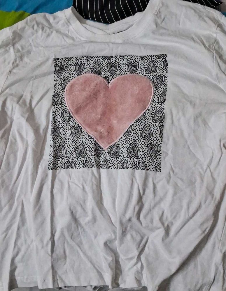 Zudio Felt Pink Heart Tshirt (FREEBIE OFFER)