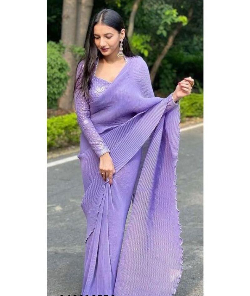 Elegant Lavender Saree🌷💗 free with the petticoat
