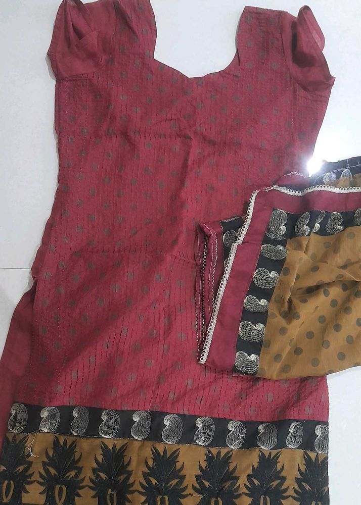 Chudidar Suit Set