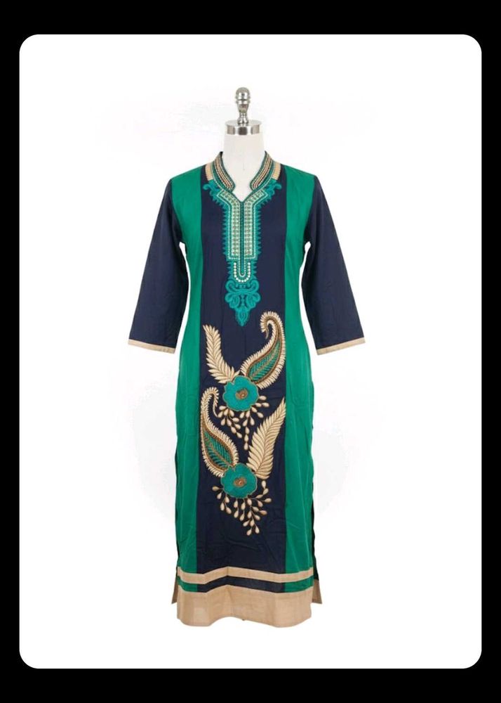 Elegant Embroidered Kurti