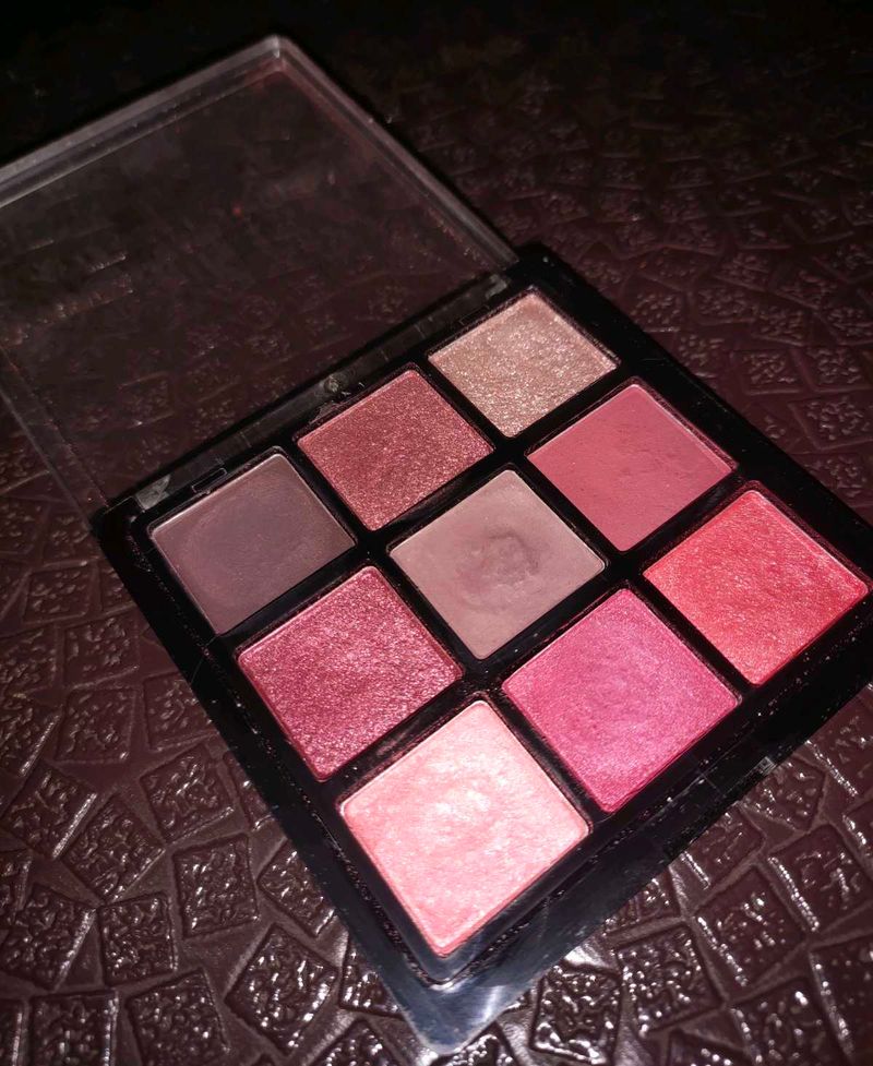 Infive By Yuhme 9 in 1 Eyeshadow Palette