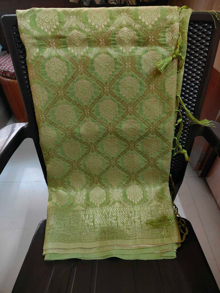 Elegant Green Banarasi Saree