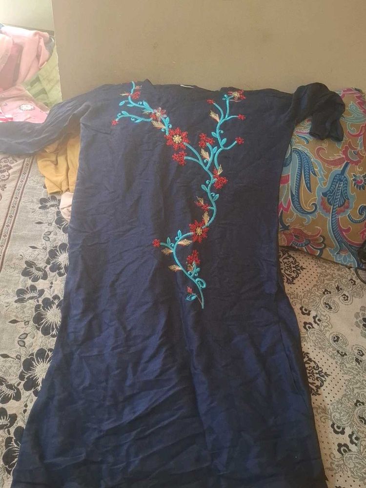 Elegant Embroidered Kurta