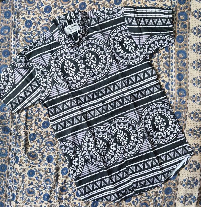 Patterned Short Sleeve Shirt