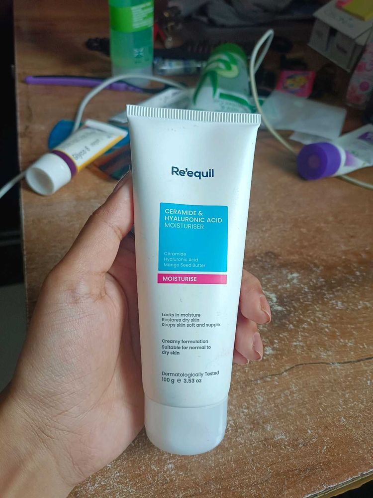 Re&#39;equil Ceramide &amp; Hyaluronic Acid Moisturiser