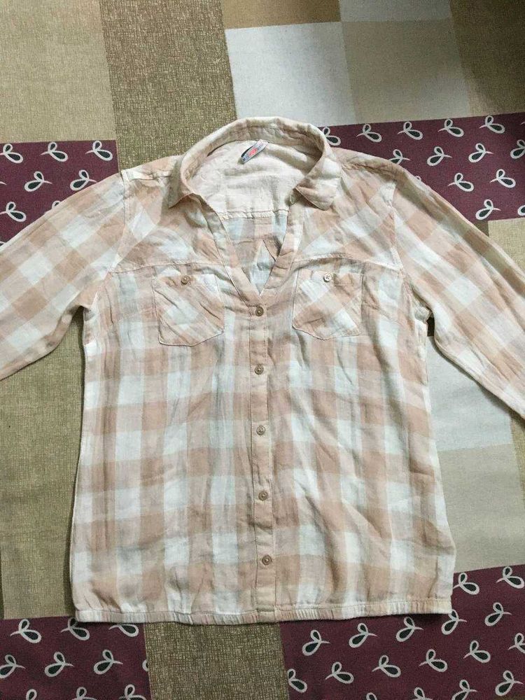 women checks shirt
