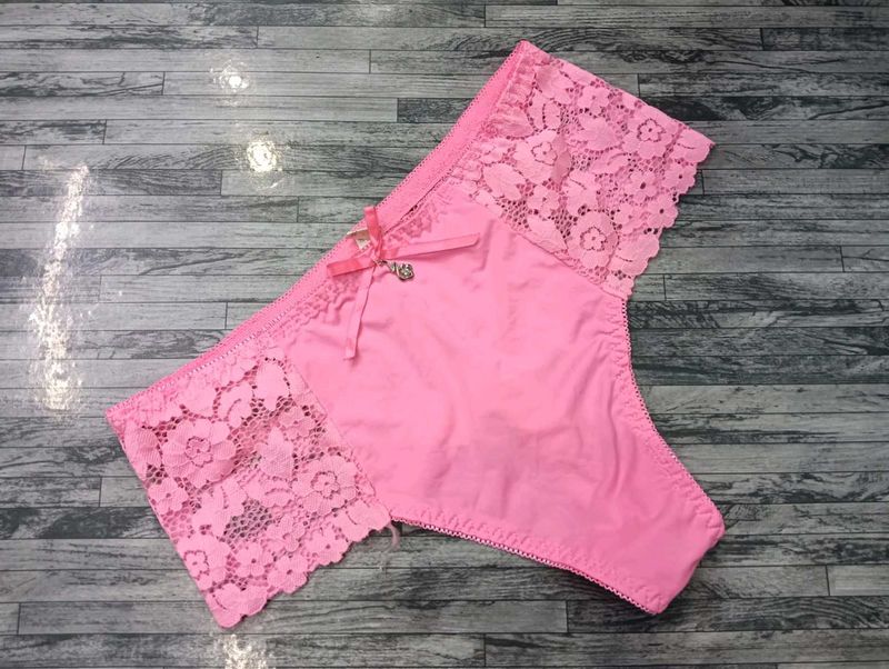 Hot Pinky Look 🥰