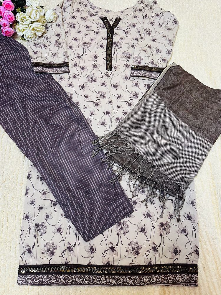Floral Print Salwar Kameez Set