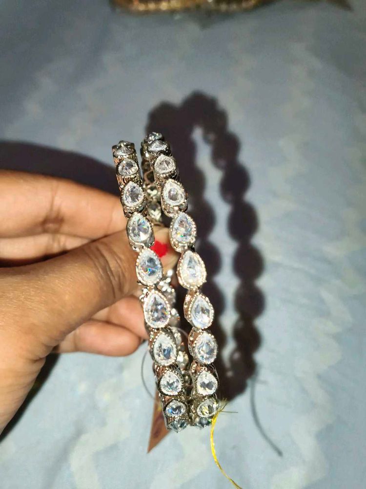 Elegant Bangle Set