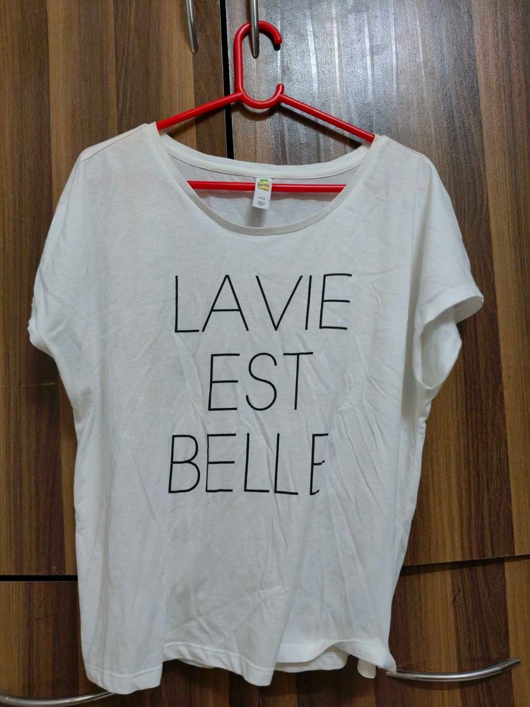 La Vie Est Belle Tee