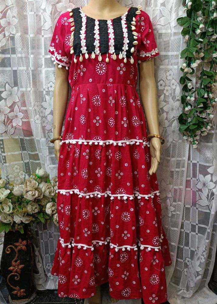 Dark pink Printed Ethnic gown