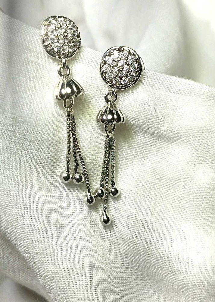 Elegant Silver Drop Earrings ✨