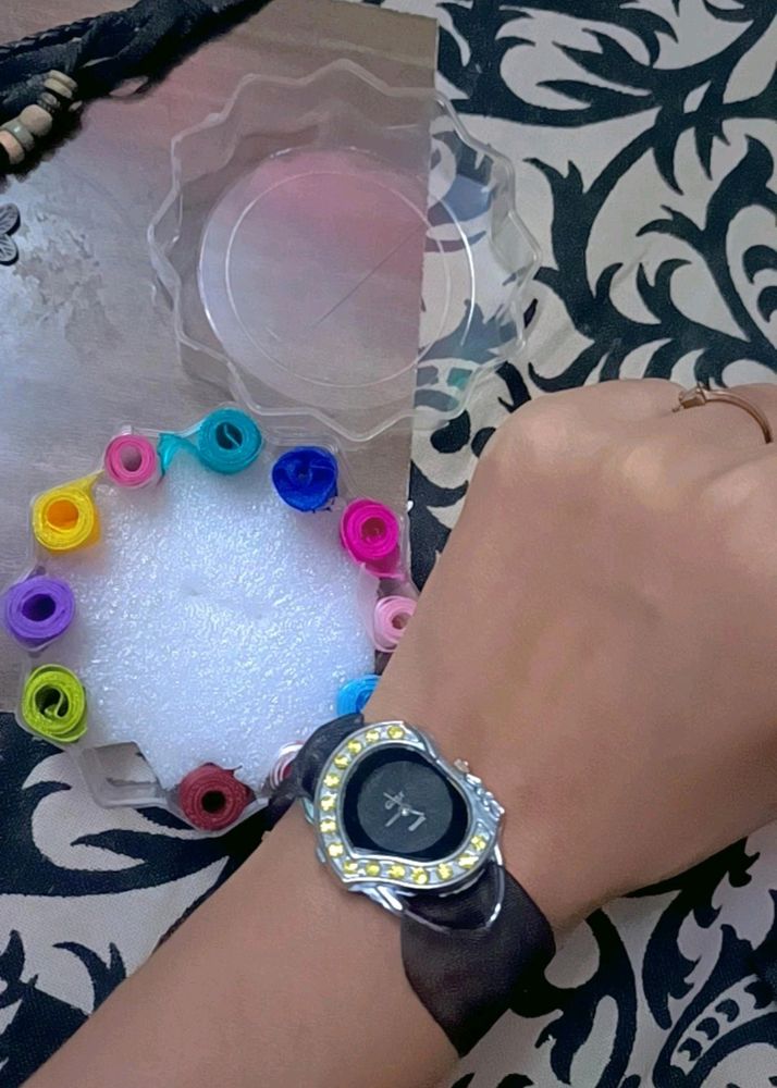 Stylish multicolour women's watch Set !!