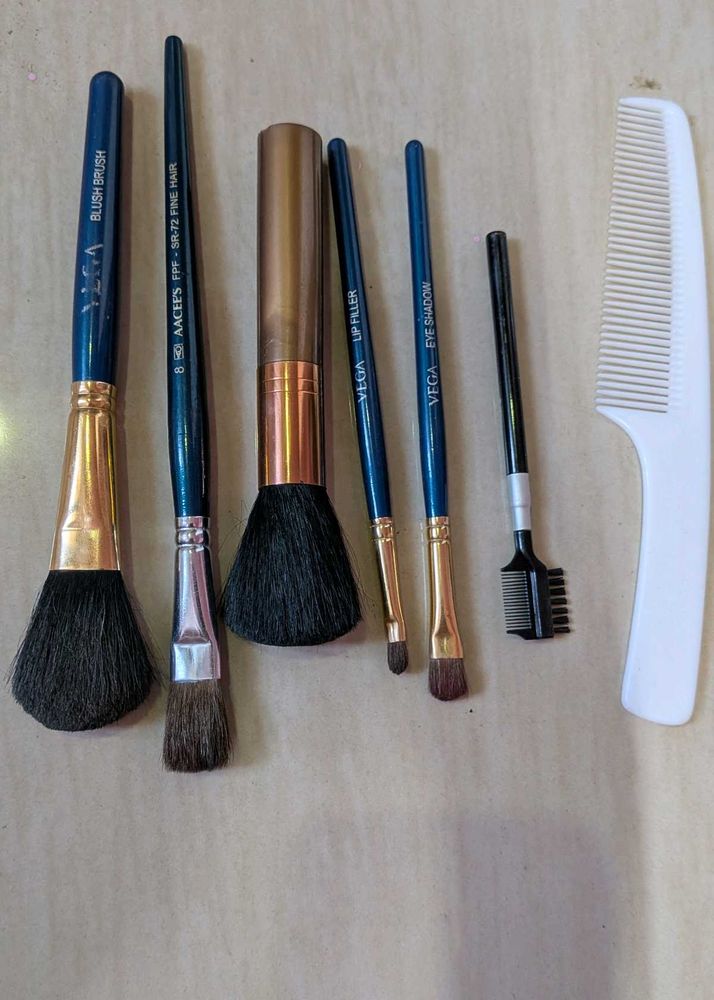 Glam Makeup Kit- Brushes &amp; Cosmetics