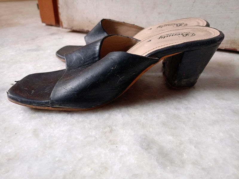 Black Sandal