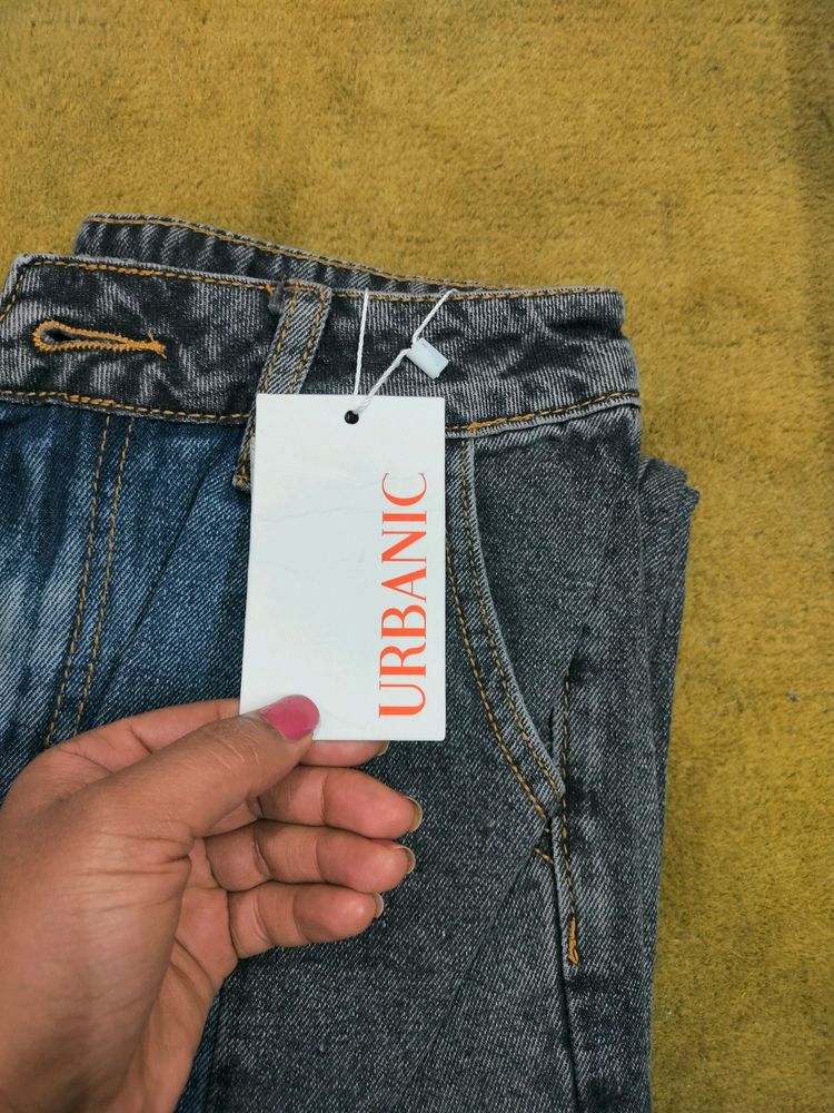 💙🖤 Two tone side pocket Mom jeans Highrise